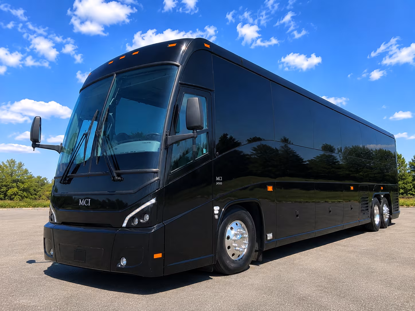 airport transfer buses for wedding guests flying into pie and tpa