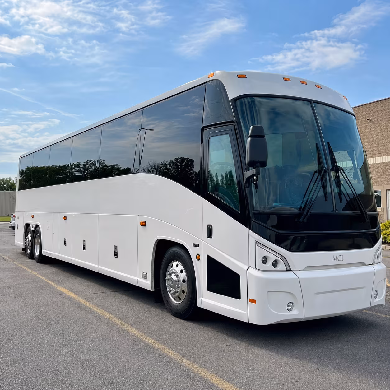 corporate event buses around the st pete grand prix street closures