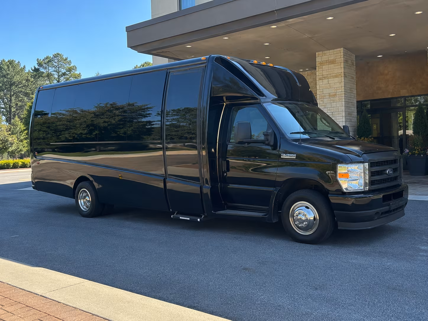 st petersburg sporting event transportation onboard seating